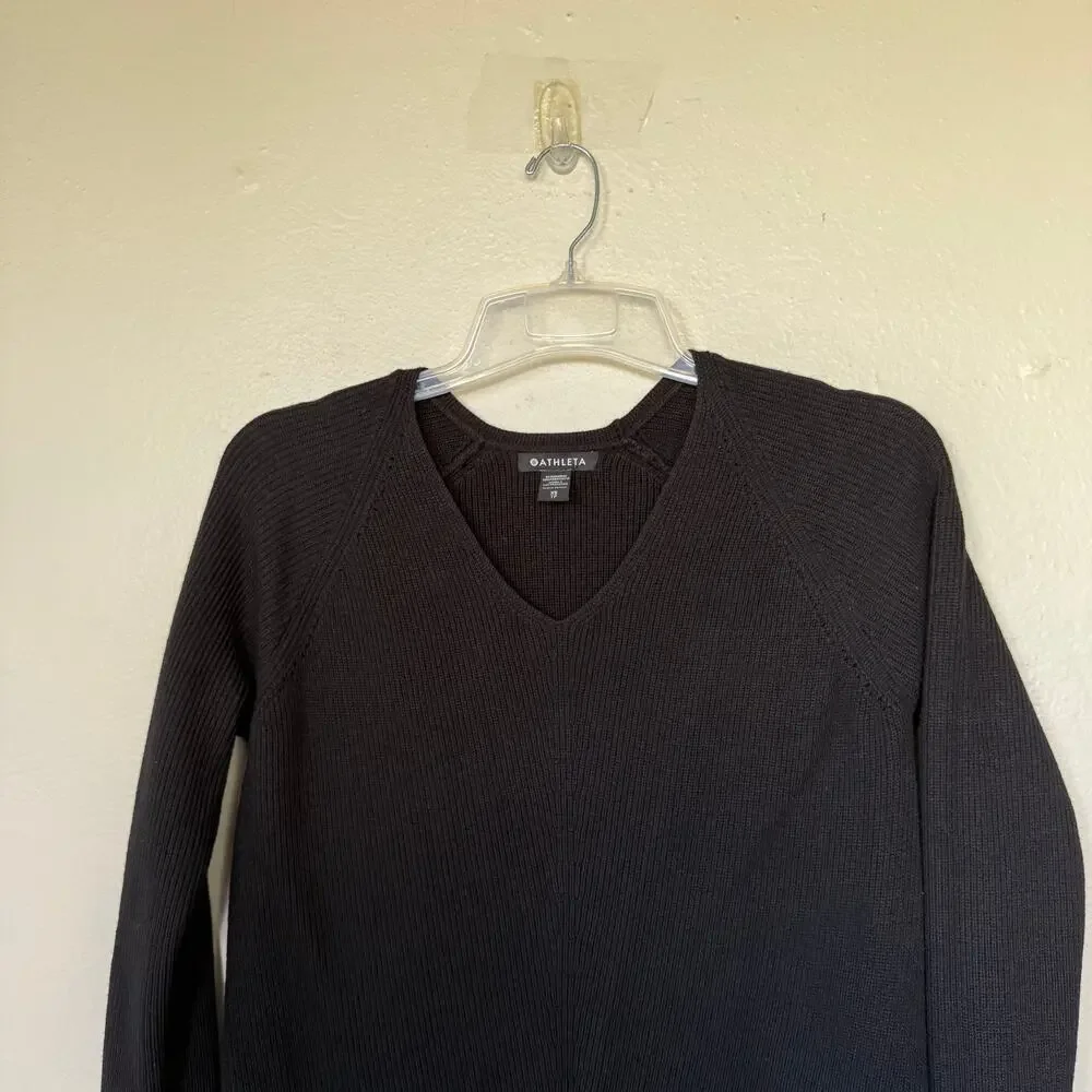 Athleta Black V Neck Ribbed long sleeves top size XS/P - Picture 3 of 8